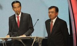 Dinilai Beda Pendapat dengan JK, Jokowi Sebut Masih Diskusi