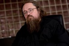 Hina Pendeta yang Tewas karena Covid-19, Teolog Ini Dipecat Gereja Ortodoks