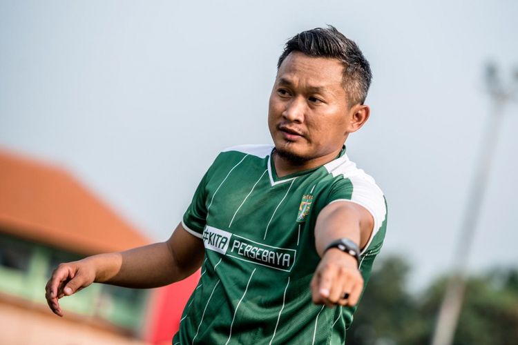Rudy Eka Priyambada saat menjadi pelatih fisik di klub Liga 1, Persebaya Surabaya. Rudy Eka kini melatih timnas putri Indonesia dan berperan membawa Garuda Pertiwi lolos ke Piala Asia Wanita 2022.