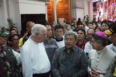 Tinjau Misa Malam Natal di Bandung, Aher Pamit Sebagai Gubernur