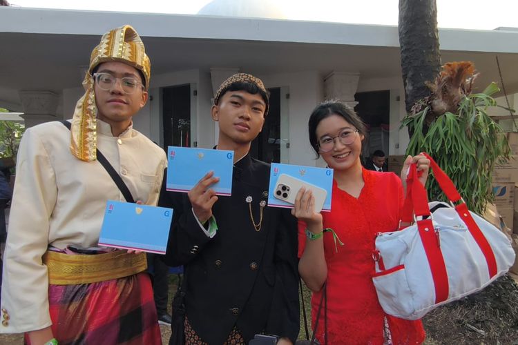 Ragam Momen HUT Ke-81 RI di Istana: Suvenir Isi Karet-Kelereng, Rafale dan Airbus A400 M Debut