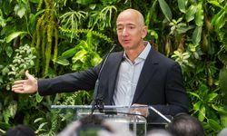 Jeff Bezos: AI Bukan Gantikan Manusia, tapi Membuka Lapangan Kerja