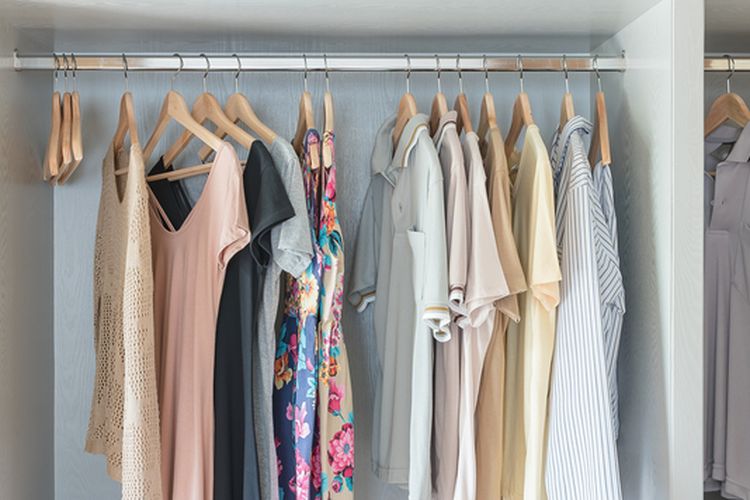 Ilustrasi lemari pakaian.