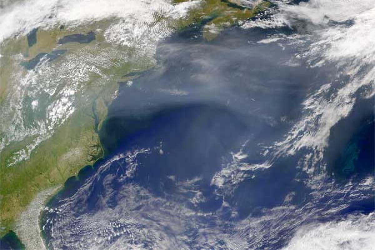 Gumpalan aerosol di atas AS Timur dan Atlantik Utara 