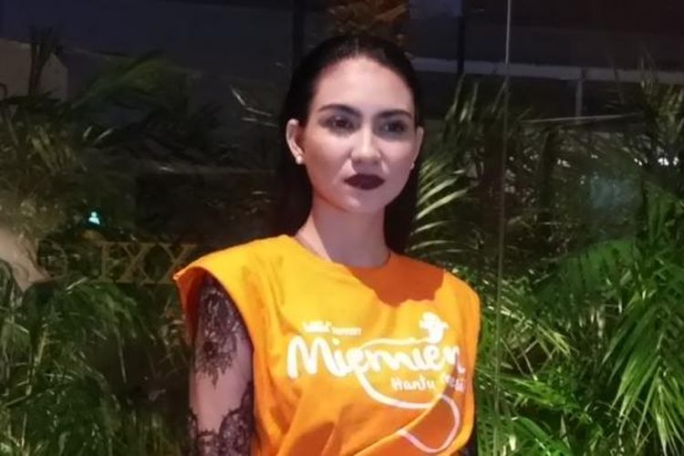 Alessia Cestaro hadir dalam pemutaran perdana film Miemien Hantu Posesif di Epicentrum Walk XXI, Kuningan, Jakarta Selatan, Senin (14/9/2015) malam.