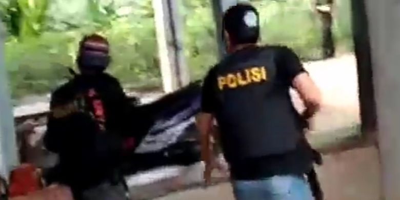 Proses penangkapan AF (33) pelaku perampokan BRI Link di Lampung Timur.