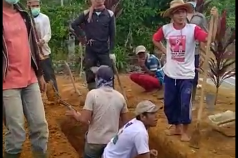 Pasien Positif Corona Meninggal di Lampung Barat, Tetangga Dusun Gotong Royong Gali Liang Lahat