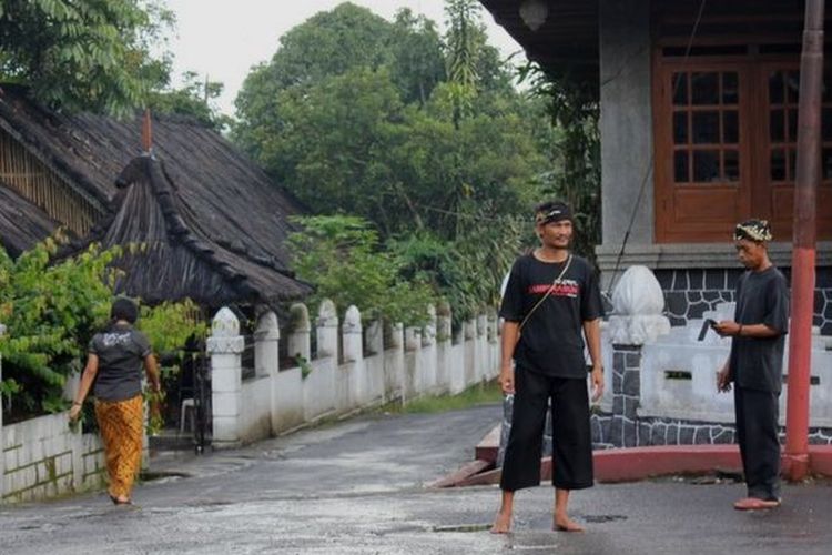 Penghayat Sunda Wiwitan di Kampung Cigugur, Kuningan Jawa Barat.