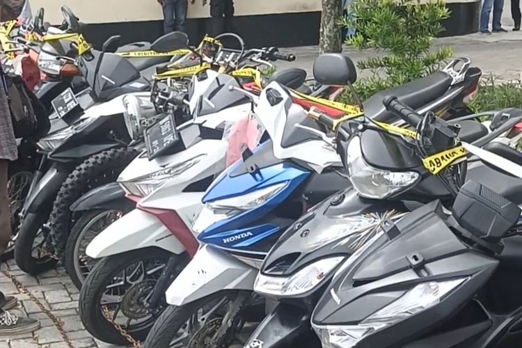 21 unit sepeda motor berbagai merk dan tipe berhasil diamankan Satreskrim Polres Demak 