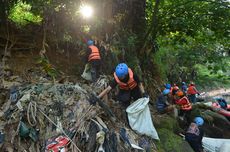 Dukung Pemulihan Ekosistem Sungai Ciliwung, PGN Angkut 7.956 Kg Sampah