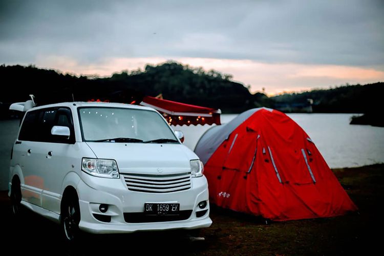 Piknik dengan Jogja Camper Van.