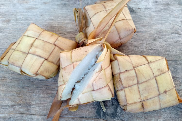 Punya Sisa Ketupat Coba Resep Gampang Bubur Ketupat Dan Ketupat Kelapa Unti Halaman All Kompas Com