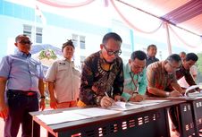 Perkuat Kesiapan Kerja Lulusan, 32 SMK di Jabar Teken Kerja Sama dengan 64 Perusahaan Lintas Sektor