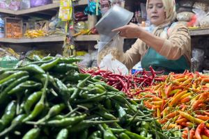 Harga Cabai Rawit Tembus Rp55.800 per Kg, Telur Ayam Rp29.650