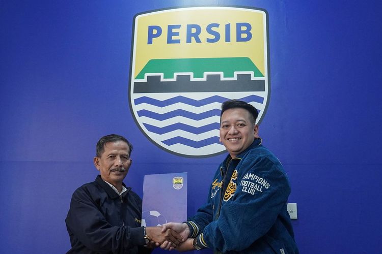 Djadjang Nurdjaman Tuntaskan Masa Bakti sebagai Direktur Teknik Persib Bandung