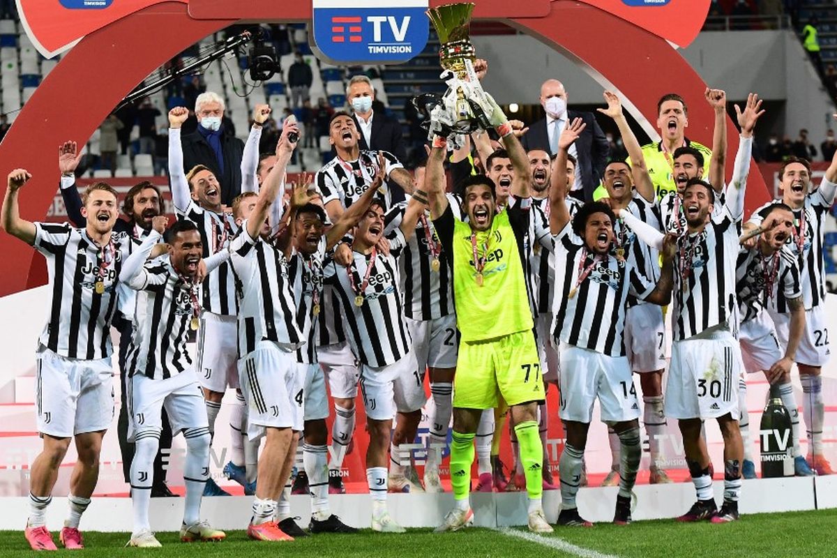 Juventus juara Coppa Italia 2020-2021. Pada laga final, Juventus mengalahkan Atalanta 2-1 di Stadion Mapei, 19 Mei 2021. 