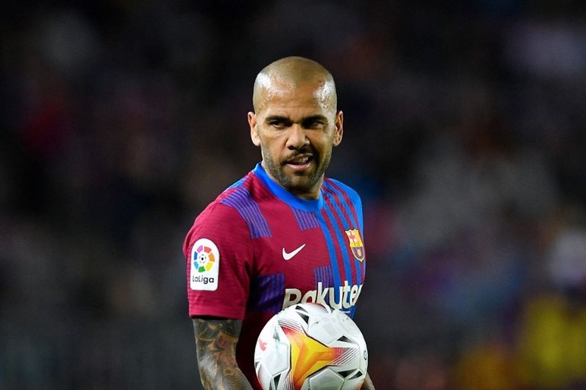 Dani Alves, salah satu pemain bola dengan trofi terbanyak di dunia.