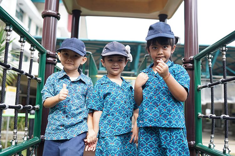 Global Jaya School berhasil terapkan home-based learning berbasis bermain dan holistik. 