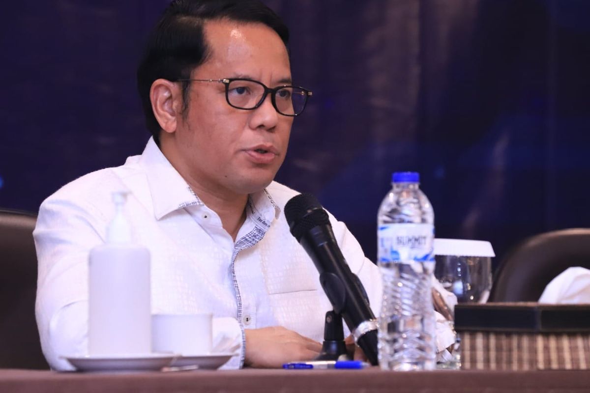 Dirjen Bimas Islam Kementerian Agama, Kamaruddin Amin memaparkan data BPS terkait penurunan jumlah kasus perceraian di Indonesia tahun 2023 sebesar 10, 2 persen, dalam kegiatan Workshop Pengembangan SIMKAH Gen 4, di Bogor, Jawa Barat (Jabar), Rabu (15/5/2024).