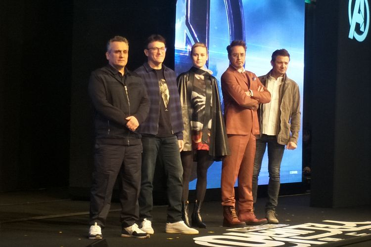 Para pemain dan sutradara Avengers: Endgame di panggung konferensi pers film Avengers: Endgame di Four Seasons, Seoul, Korea Selatan, Senin (15/4/2019).