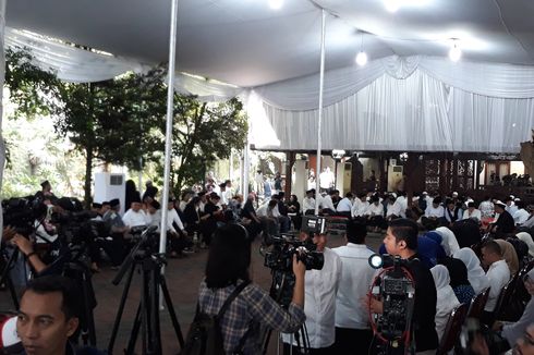 Ketua DPR Akan Pimpin Upacara Pelepasan Jenazah Ani Yudhoyono di Cikeas