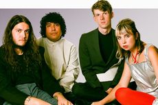 Lirik dan Chord Lagu King of Echo Park - TV Girl