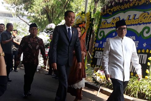 Presiden Jokowi Tiba di Rumah Duka BJ Habibie