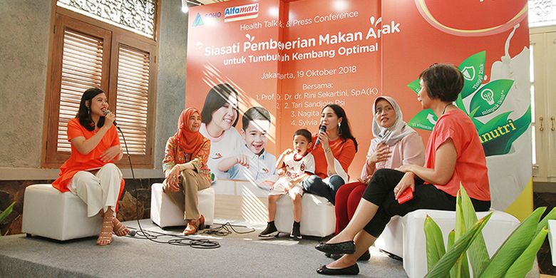 Talkshow Siasasi Pemberian Makan Anak yang diadakan PT. Soho Global Health di Jakarta (19/10/2018).