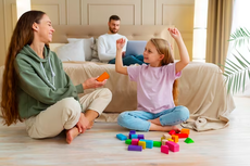 10 Tips Parenting untuk Melatih Kedisiplinan Anak