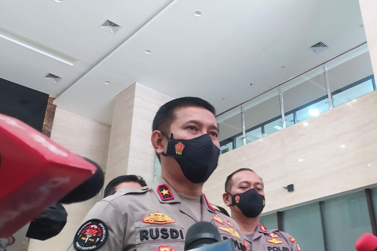 Kepala Biro Penerangan Masyarakat (Karopenmas) Divisi Humas Polri Brigjen (Pol) Rusdi Hartonodi di Mabes Polri, Jakarta, Selasa (23/11/2021). 