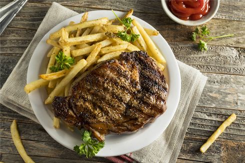 Hati-hati, Gemar Makan Steak “Well Done” Berisiko Hipertensi