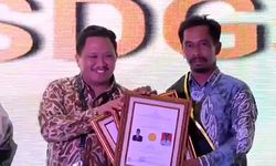Raih Capaian SDGs Tertinggi, Dua Desa di Hulu Sungai Tengah Terima Penghargaan dari Kemendesa PDTT