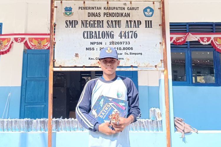 Kisah Rustian, Siswa SMP di Garut yang Menyadap Nira dan Menemukan Semangat Literasi