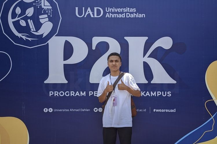 Muhammad Hidayatullah Fiddien jadi mahasiswa termuda Universitas Ahmad Dahlan (UAD) 2022.