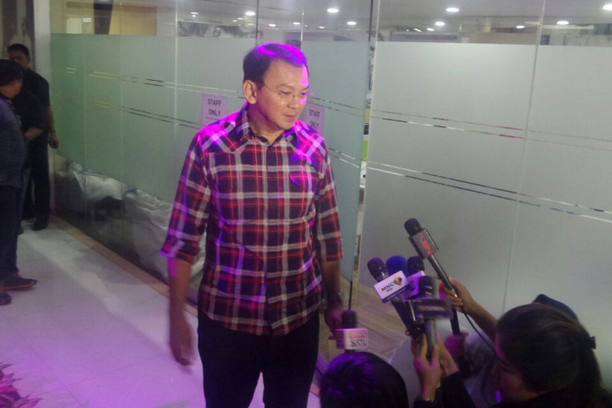 Calon gubernur DKI Jakarta Basuki Tjahaja Purnama atau Ahok enggak disebut melakukan kampanye. Hampir sepekan Ahok tak pernah menginformasikan kepada awak media ke mana dia akan blusukan, Jumat (17/3/2017)