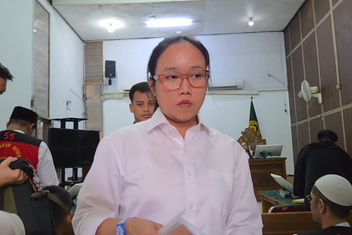 Direktur Mecimapro, Franciska Dwi Meilani alias Melani dalam sidang lanjutan di Pengadilan Negeri Jakarta Selatan, Kamis (18/12/2025)