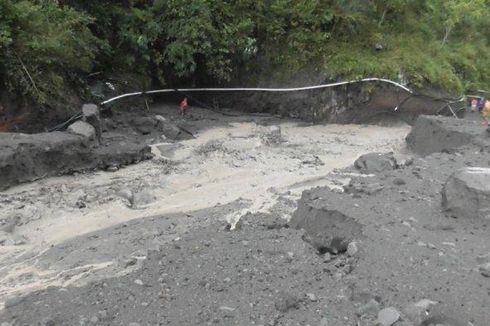 Banjir Lahar Hujan Merapi di Kali Boyong, Jalur Pipa Air Bersih Warga Rusak