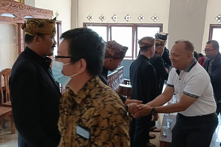 Para saksi kasus kebakaran padang sabana Bromo meminta maaf kepada tokoh Tengger.