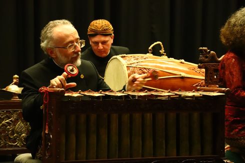 Gamelan dan Tarian Tradisional Indonesia Dipentaskan di Hongaria