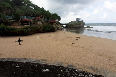 Nekat Datang ke Pantai Saat PPKM Darurat, Puluhan Wisatawan di Gunungkidul Putar Balik