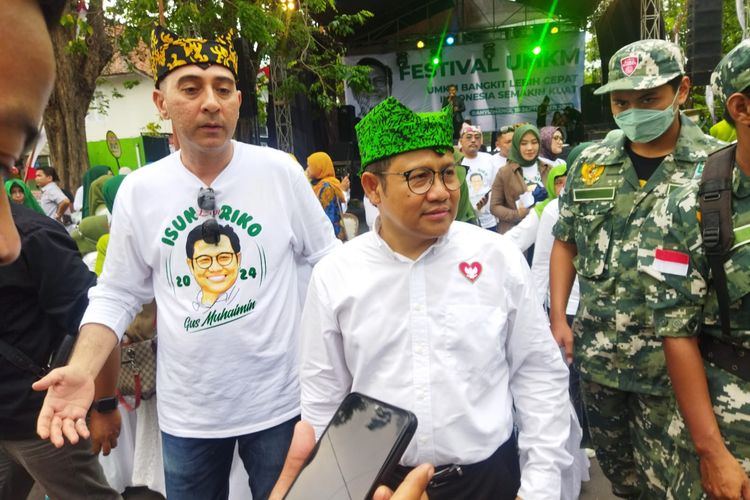 Ketum PKB Muhaimin Iskandar bersama Anggota DPR RI Nashim Khan saat berada di Banyuwangi 
