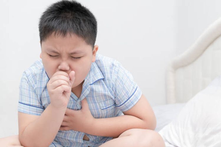 ilustrasi gejala asma pada anak.