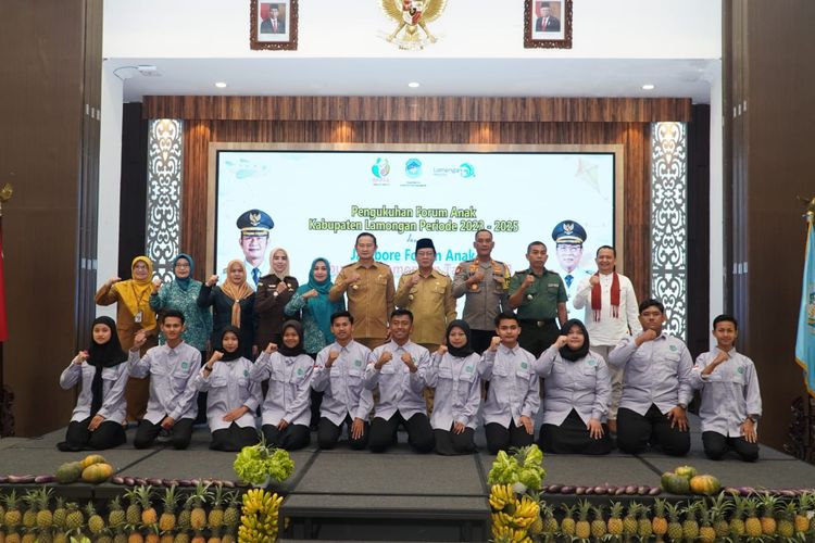 Pengukuhan 22 pengurus Forum Anak Kabupaten Lamongan Periode 2023-2035.