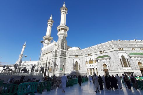 Masjidil Haram Buka Lagi Usai Tutup 7 Bulan, Kuota Umrah Naik Jadi 15.000