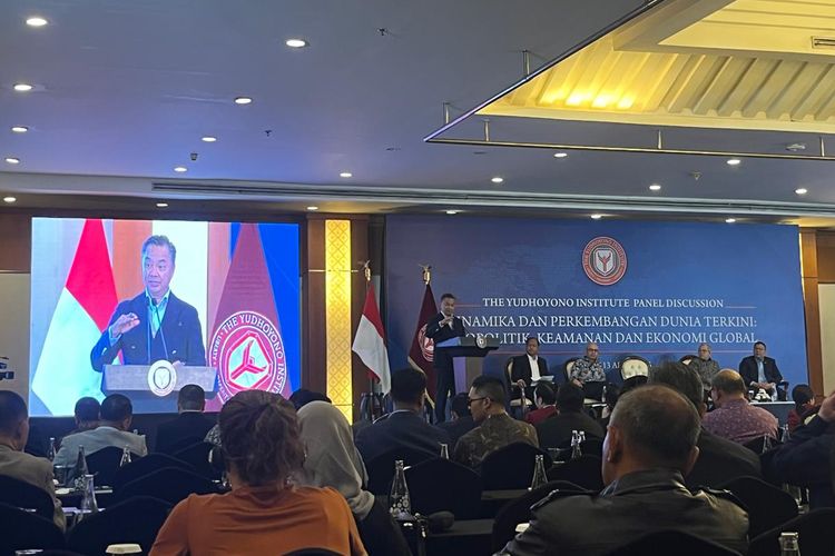 Dino Patti Djalal Sentil Efisiensi Anggaran Kemenlu, Sebut Diplomasi Bisa Lumpuh