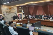 Kemenhaj Minta Travel Umrah Hindari Transit Malaysia dan Singapura, Ini Alasannya