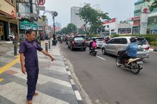 Pengendara Motor Tiba-tiba Kejang, lalu Ambruk dan Meninggal di Margonda Depok