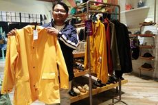 Nasib 'AME Raincoat' Setelah Jaket Cokelatnya Dibeli Jokowi...