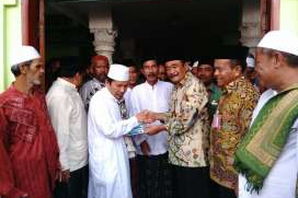 Wakil Gubernur DKI Jakarta Djarot Saiful Hidayat di Masjid Al Abror, Makasar, Jakarta Timur, Jumat (22/4/2016).