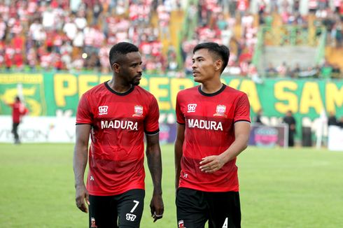 Greg Nwokolo Sumbangkan Gaji Bulan April untuk Penanganan Covid-19